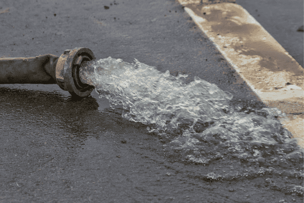 Water extraction techniques to pump out floodwater from house